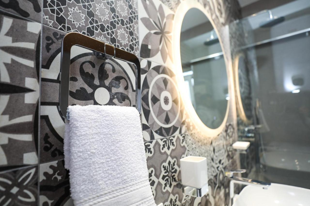 Tirana Center Apartment - Your Cosy Corner ภายนอก รูปภาพ