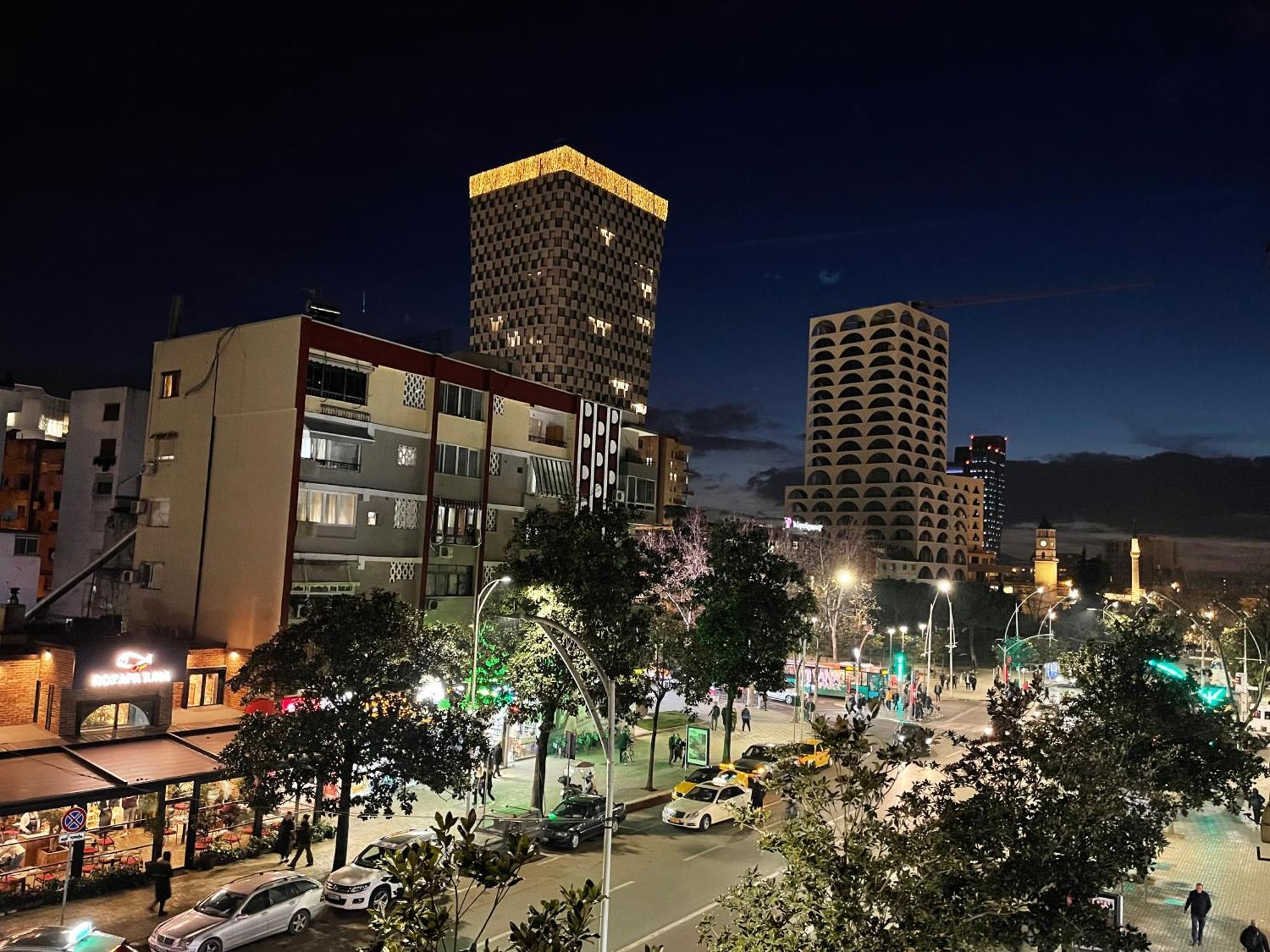 Tirana Center Apartment - Your Cosy Corner ภายนอก รูปภาพ
